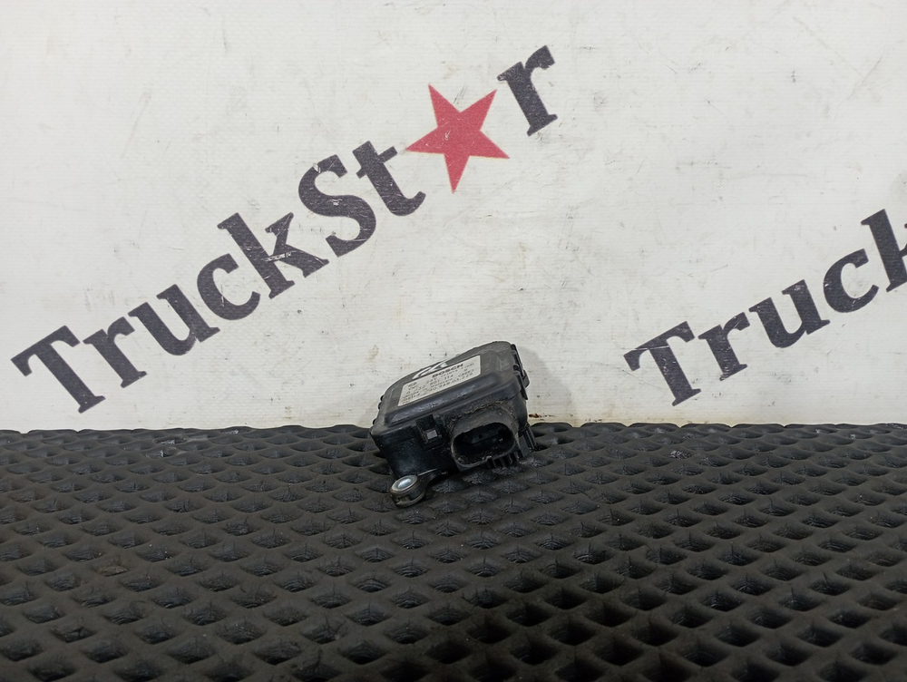 Моторчик заслонки отопителя