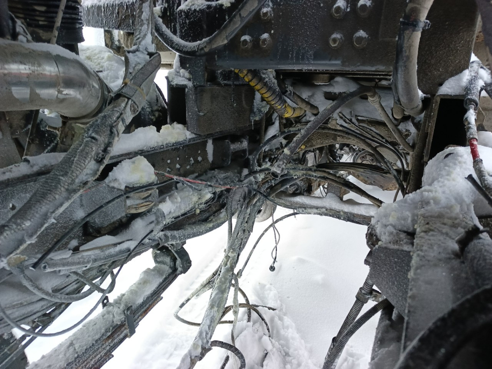 Shacman (Shaanxi) SX* 6x6 Самосвал SX32586V385 (Дизельный, 11,6 л, 423 л.с., МТ)