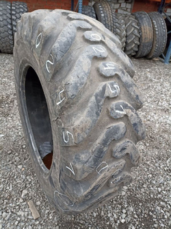 16.9-28 Lassa Eath Gripper шина б/у