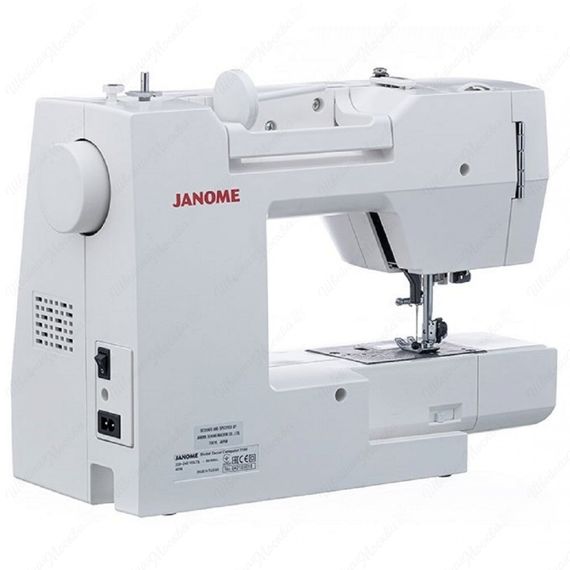 Швейная машина Janome DC 7100