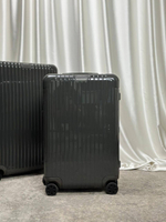 Чемодан Rimowa S, арт. 477563402