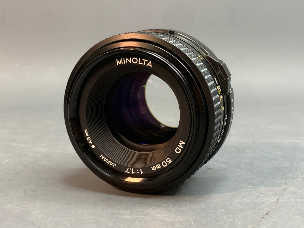 Minolta X-700 + Minolta MD 1.7/50