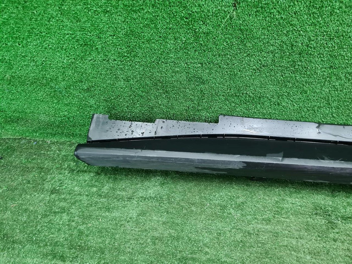 Накладка порога правая BMW 4er G26 (2020-н.в.)