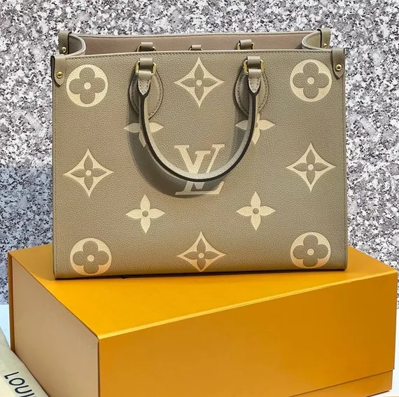 Сумка Louis Vuitton Onthego бежевый
