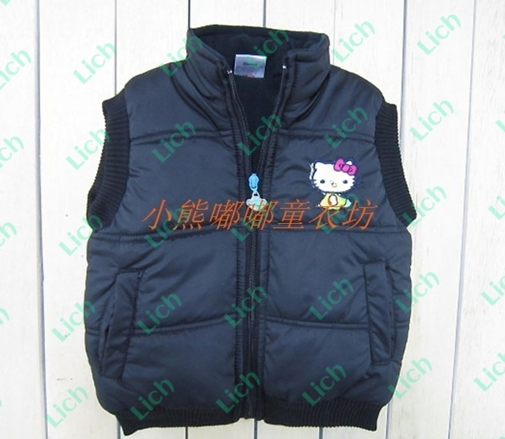 Жилет однотонный на молнии с вышивкой HELLO KITTY