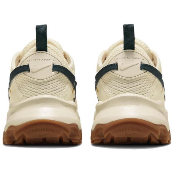 NIKE TC 7900 Толстоподвижные кроссовки Низкие Бежево-черные женские