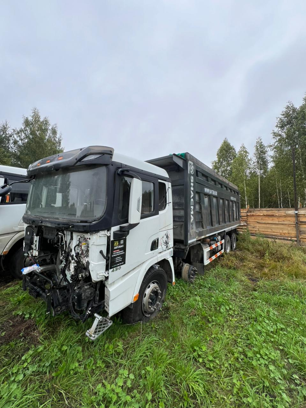 Shacman (Shaanxi) SX* 8x4 Самосвал SX33186V366 (Дизельный, 11,6 л, 423 л.с., МТ)