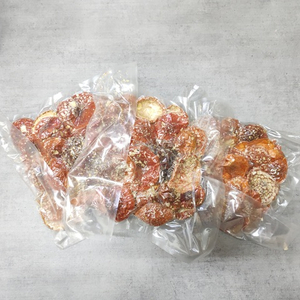 Шляпки красный