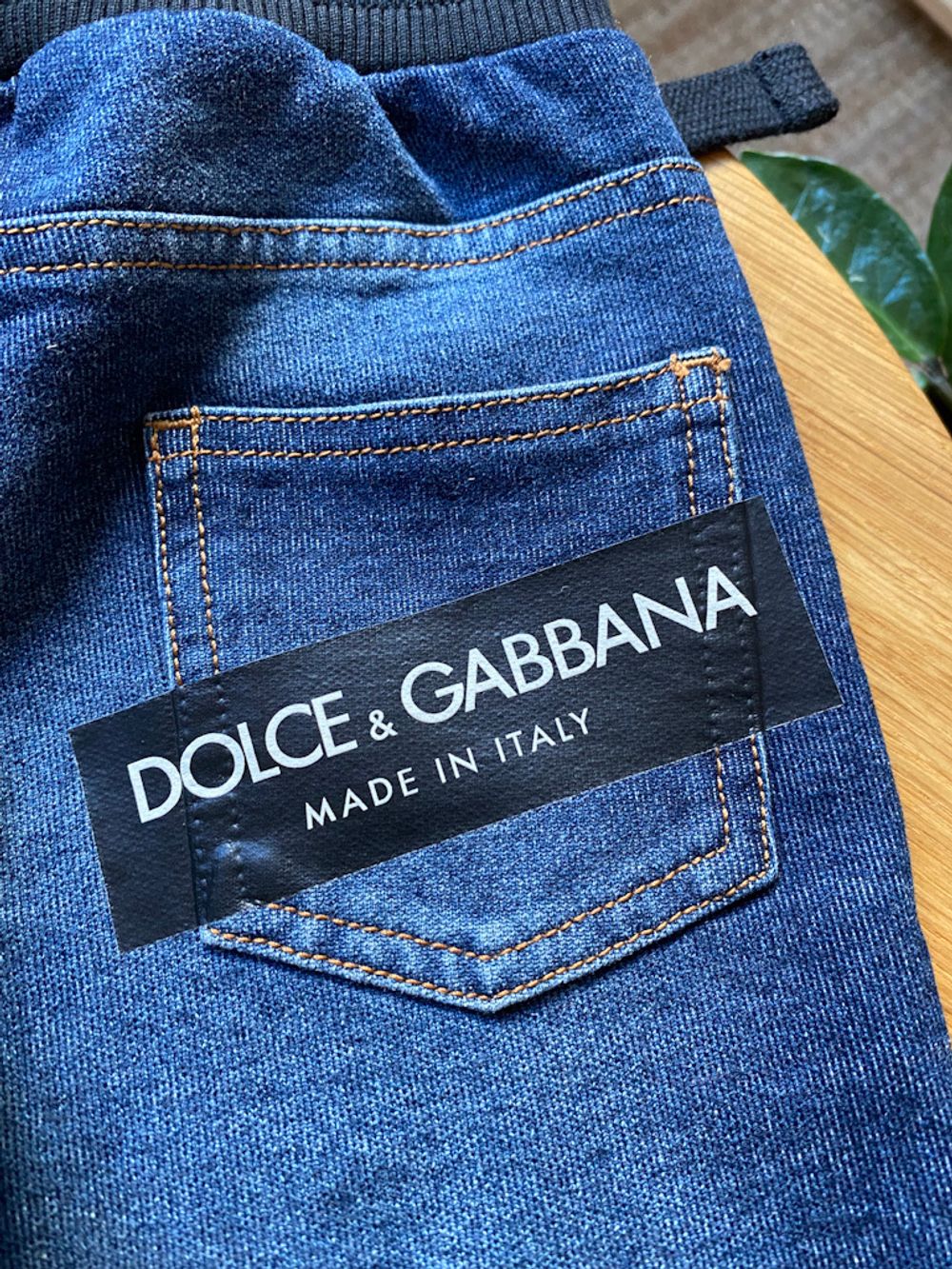 Новые джинсы Dolce&Gabbana, 68