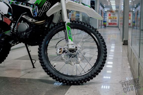 Мотоцикл кроссовый эндуро APOLLO Tracker 250LE