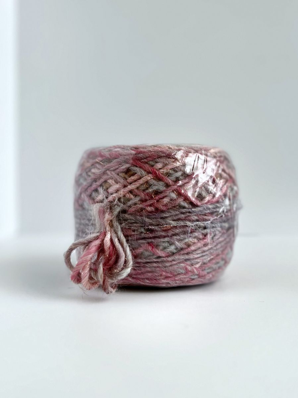 Трикотажная пряжа для вязания SPARK деграде шишибрики