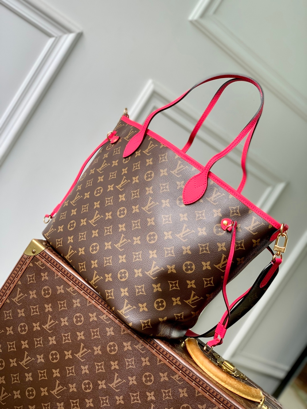Louis Vuitton Neverfull Bandouliere Inside Out MM