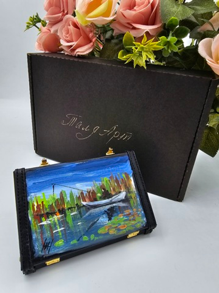 Визитница для собственных визиток в виде кейса с авторской росписью акрилом " В камышах"