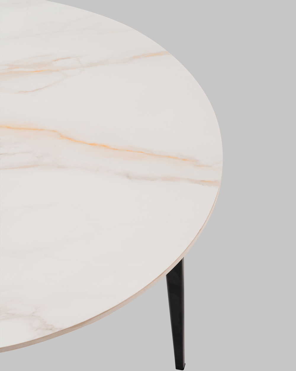 Журнальный столик Aliara светлая керамика