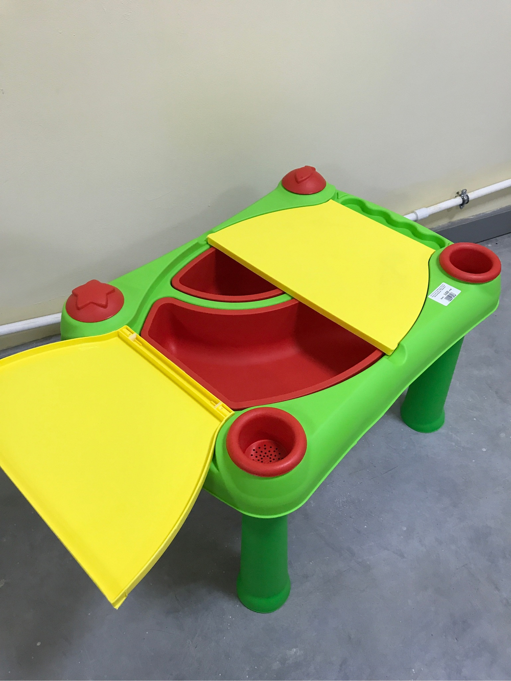 **KETER Стол Creative для детского творчества и игры с водой и песком, Зеленый/Красный  (79x56x50h)