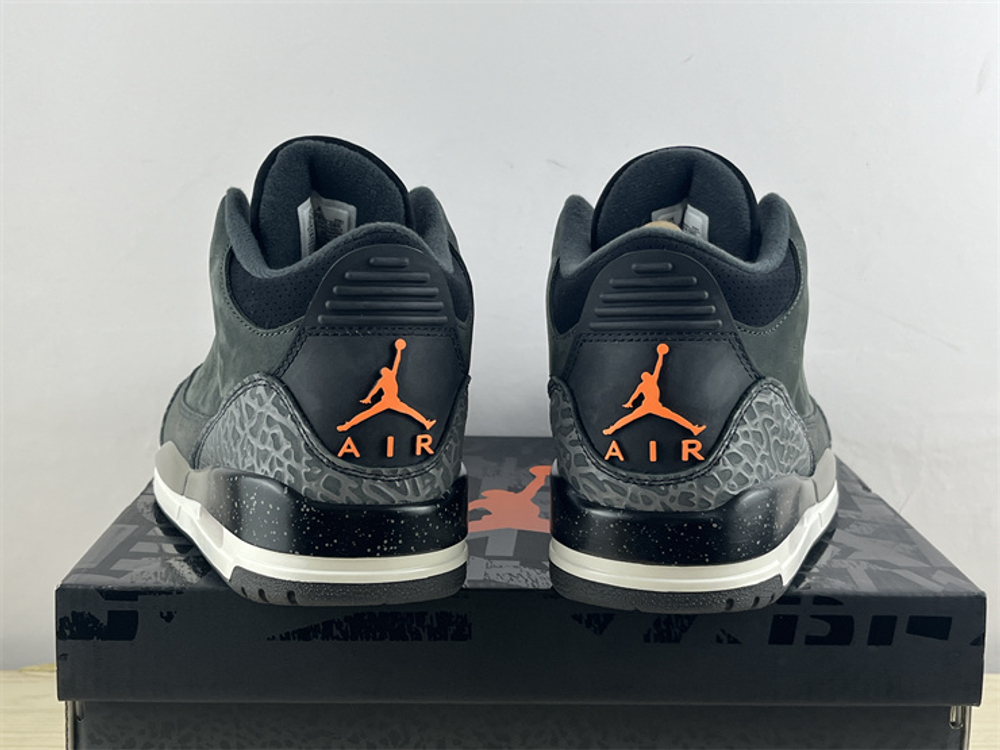 Air Jordan 3 Retro CT8532-080