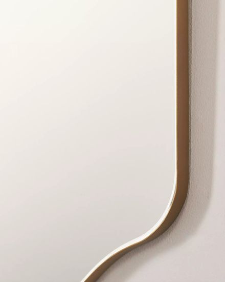 Настенное зеркало ”Элтон” в золотой раме