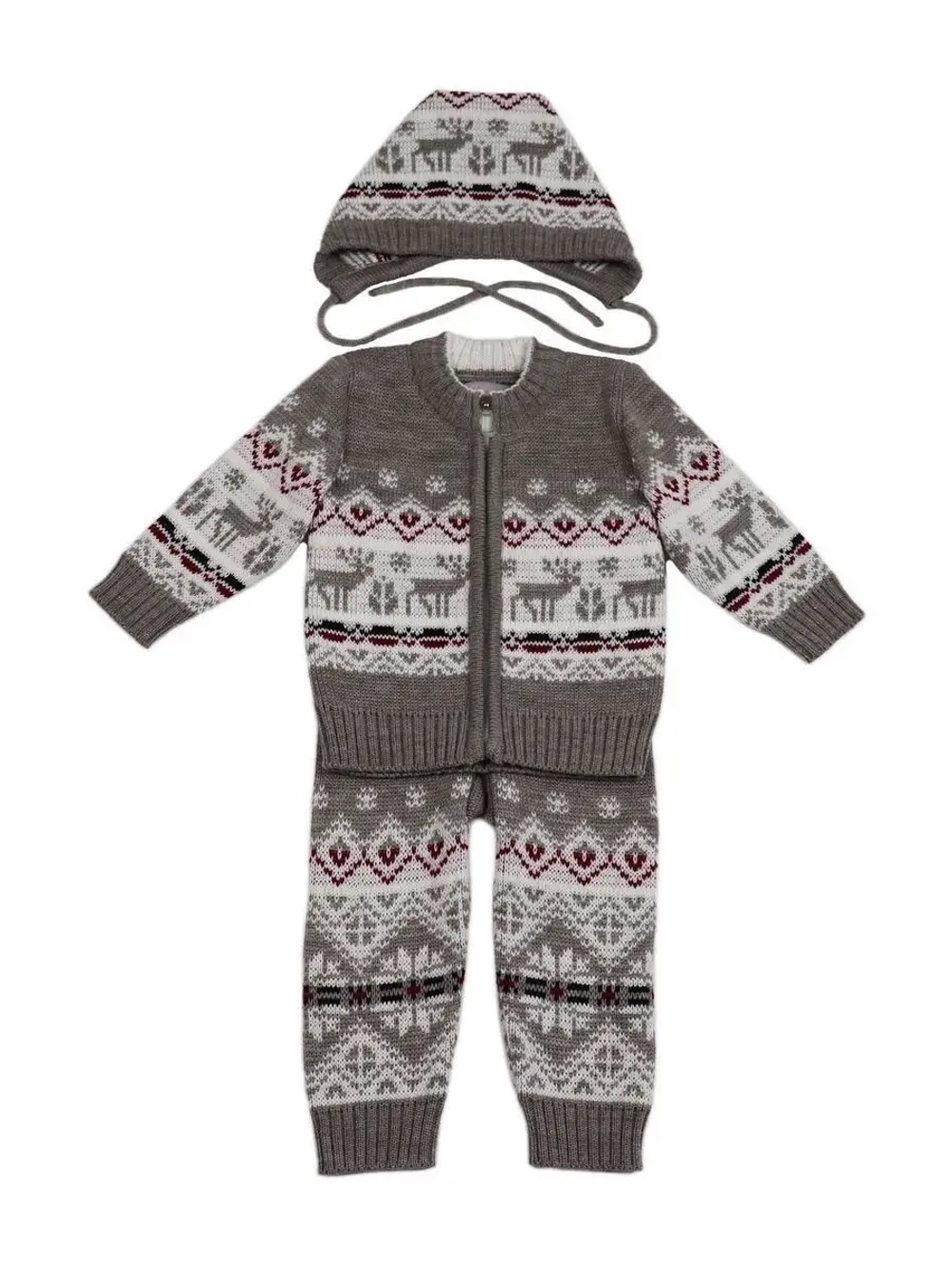 Костюм вязаный