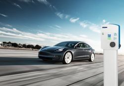 Зарядная станция Orbis VIARIS CITY 7.4 кВт с розеткой Т2 (OB94M7432)