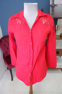Рубашка красная яркая 44 размер