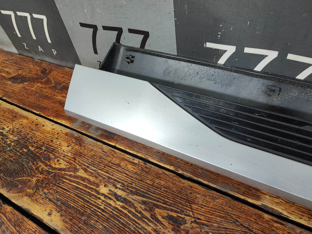 Накладка двери передней левой GAC M8 23-нв Б/У Оригинал 7155091CMV0100