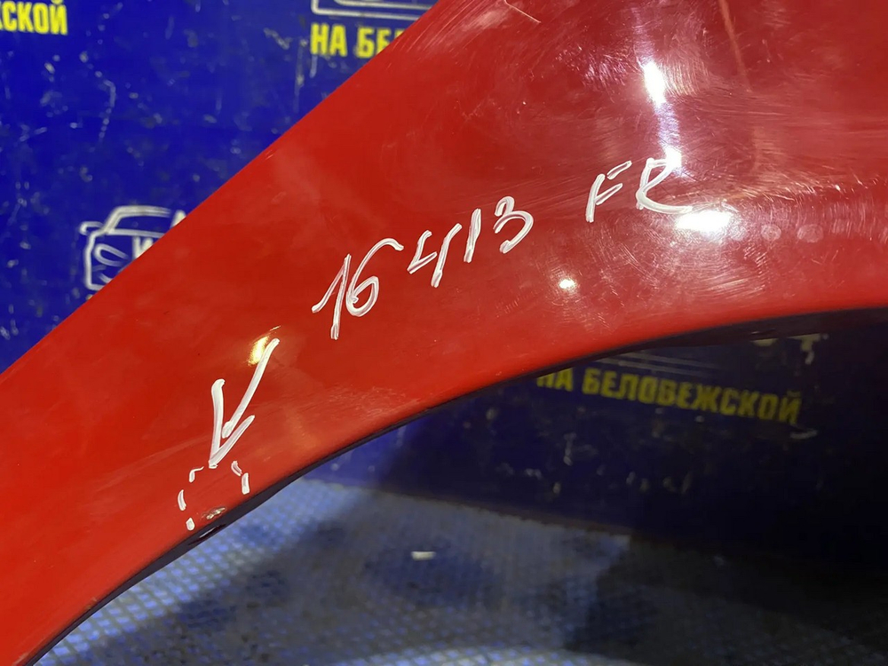 Крыло переднее правое TOYOTA VITZ 1999-2005