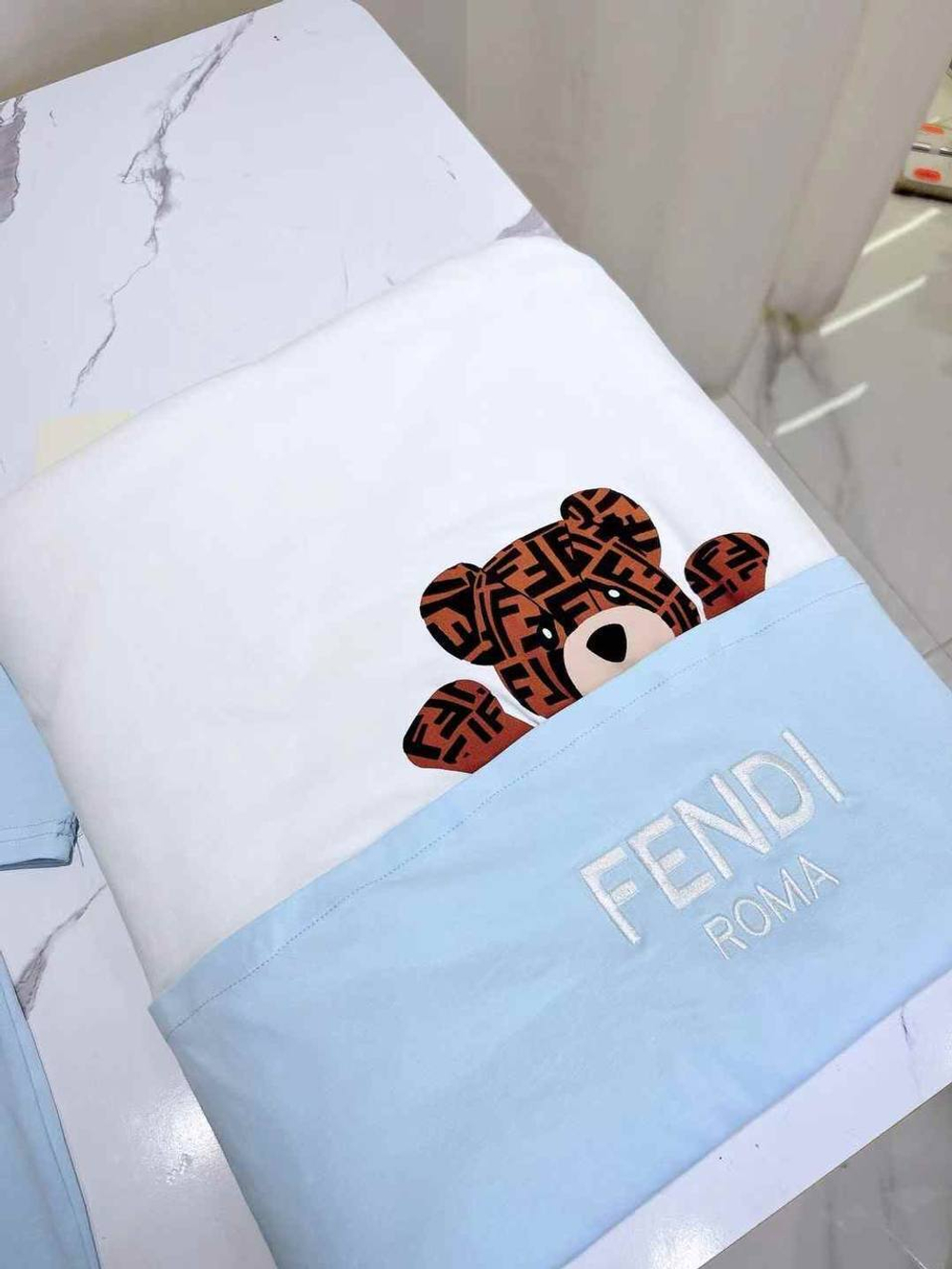 Конверт Fendi