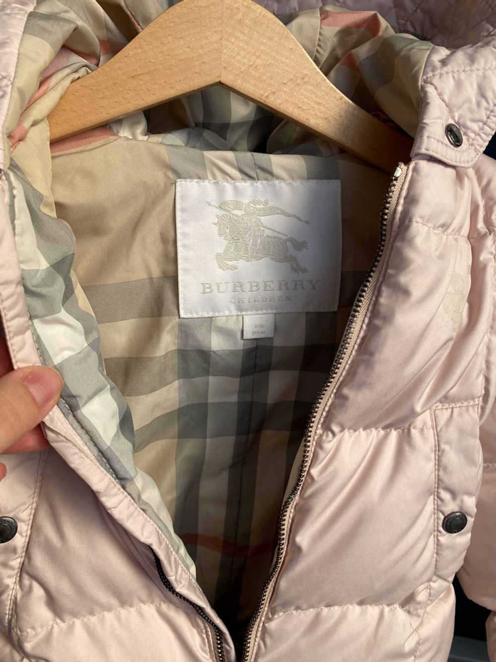 Пуховой комбинезон Burberry, 80