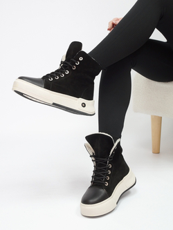 Ботинки женские зимние