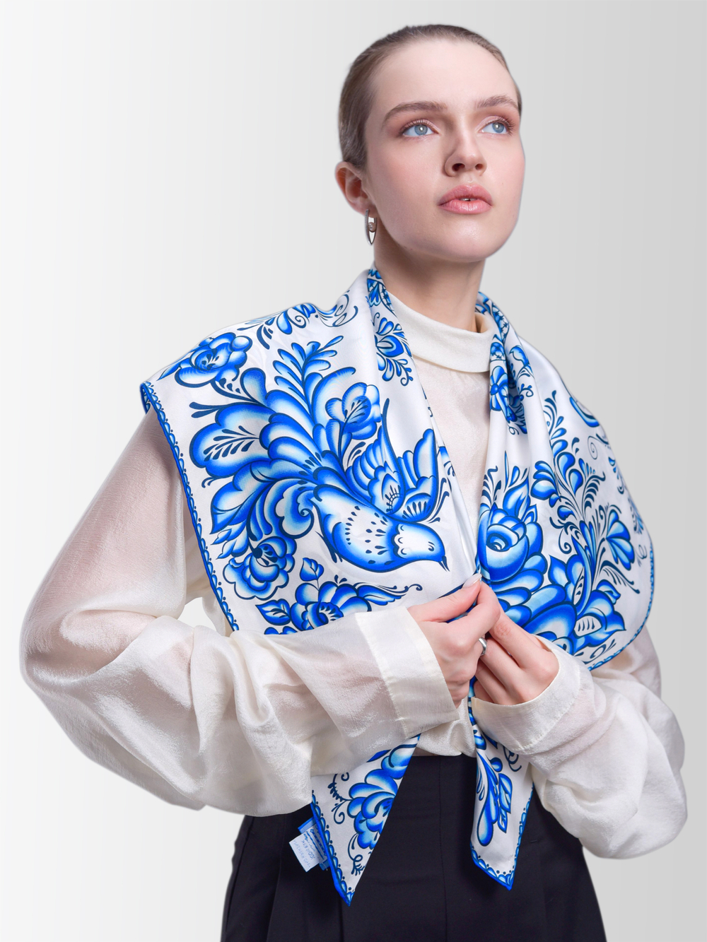 Платок «Гжель» 100% шёлк