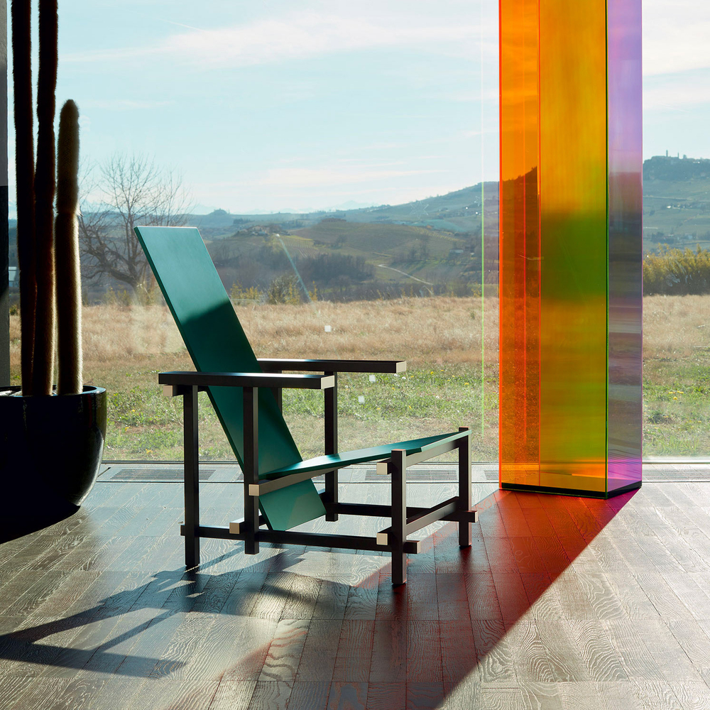 Кресло Cassina BLACK RED AND BLUE