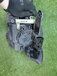 Битая Фара правая Genesis G70 (2017-2021) LED