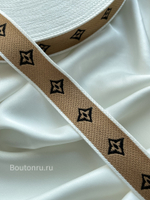 Тесьма ЛВ. узкая песочная жаккард