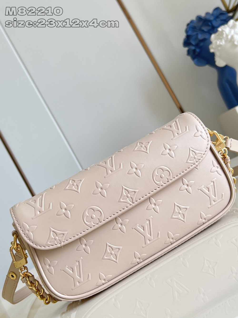Louis Vuitton Wallet on Chain Ivy
