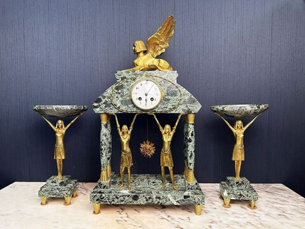 Часовой гарнитур в стиле Арт Деко