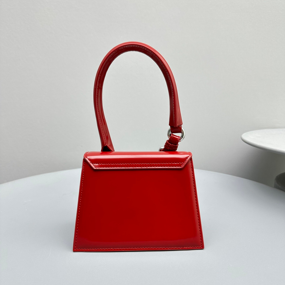 Jacquemus Le Chiquito Moyen Boucle 18 cm