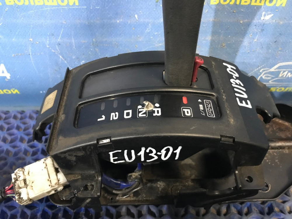 Селектор АКПП NISSAN BLUEBIRD 1993