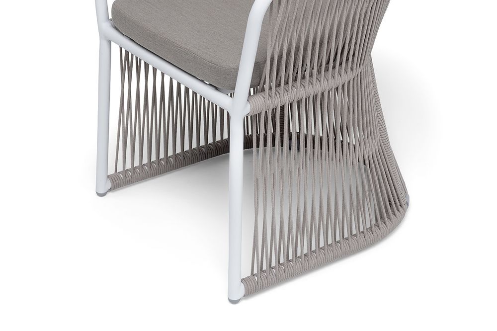 "Романо" стул плетеный из роупа, каркас алюминий белый муар, роуп бежевый круглый, ткань бежевая 15052