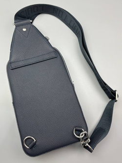 Сумка- слинг Louis Vuitton