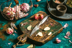 Нож кухонный овощной 7.1см Samura Alfa