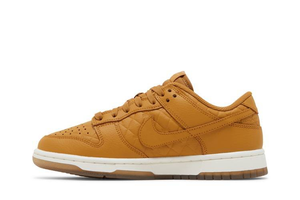 Кроссовки Nike Dunk Low "Quilted Weat" (Женская размерная сетка)