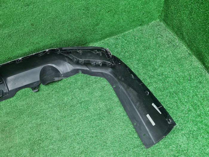 Юбка заднего бампера Toyota Land Cruiser 300 21-нв