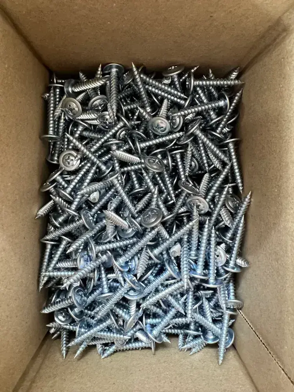 Саморезы с прессшайбой, острые, оцинкованные, с частой резьбой (по дереву и металлу) 4.2х25 мм (1 кг)