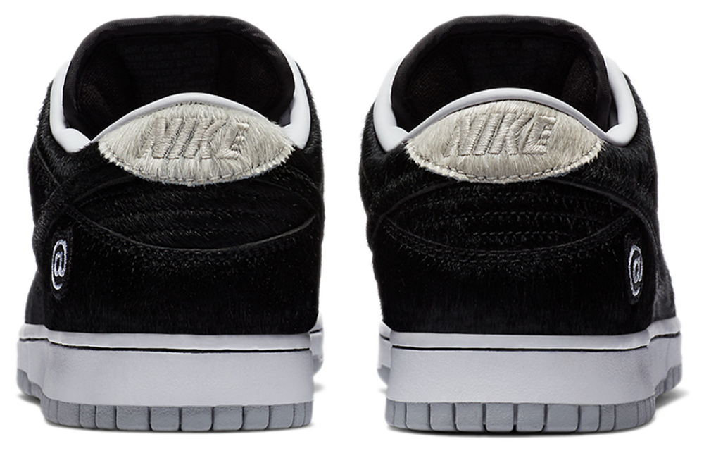 Nike sb medicom best sale