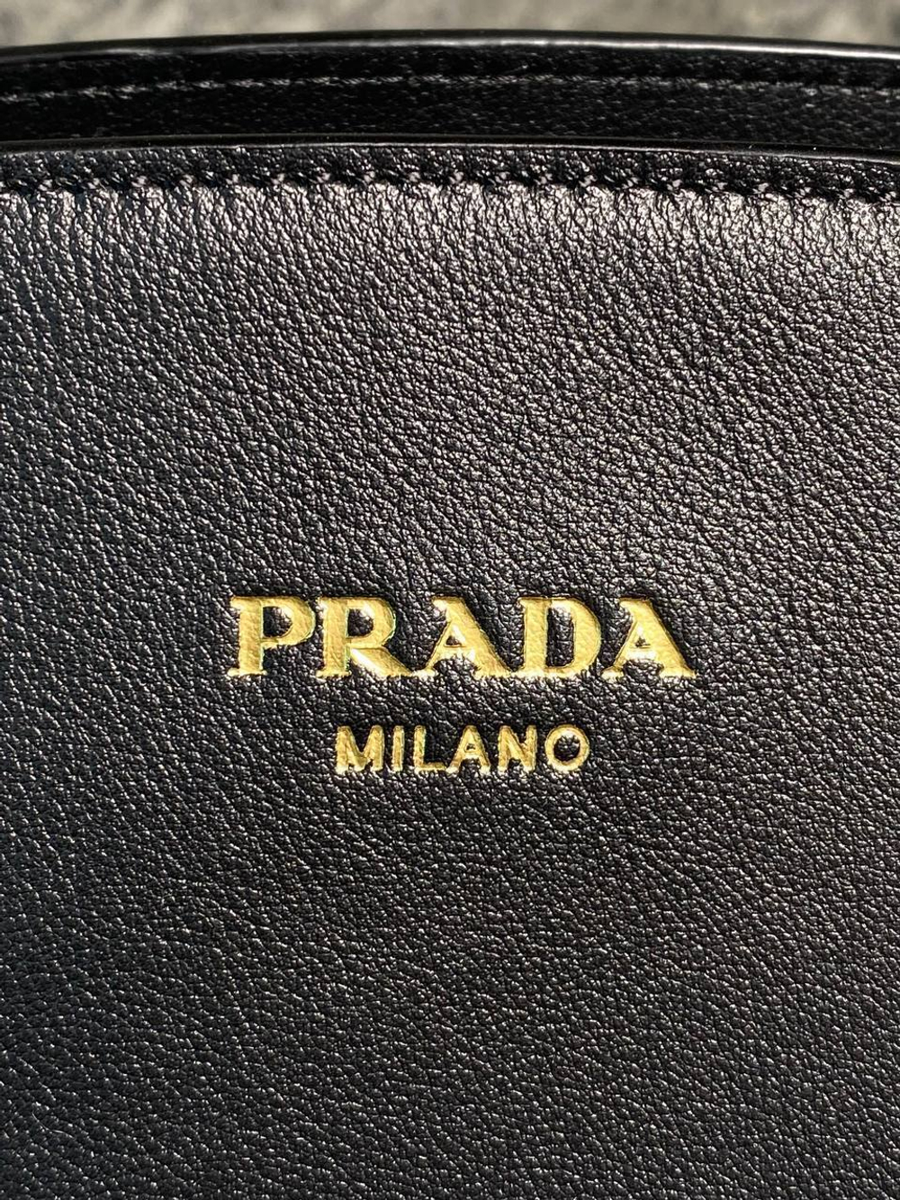 Сумка Prada