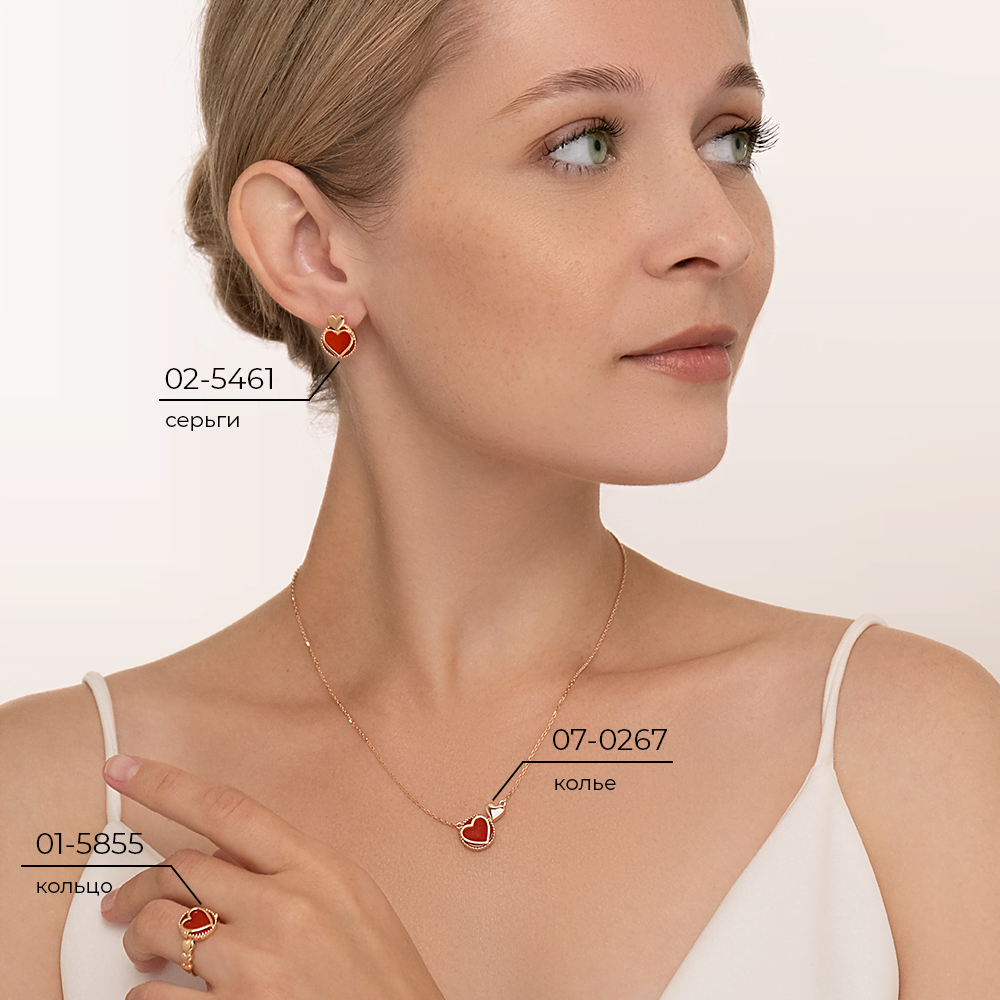 Колье «Пылкая любовь» из красного золота с сердоликом