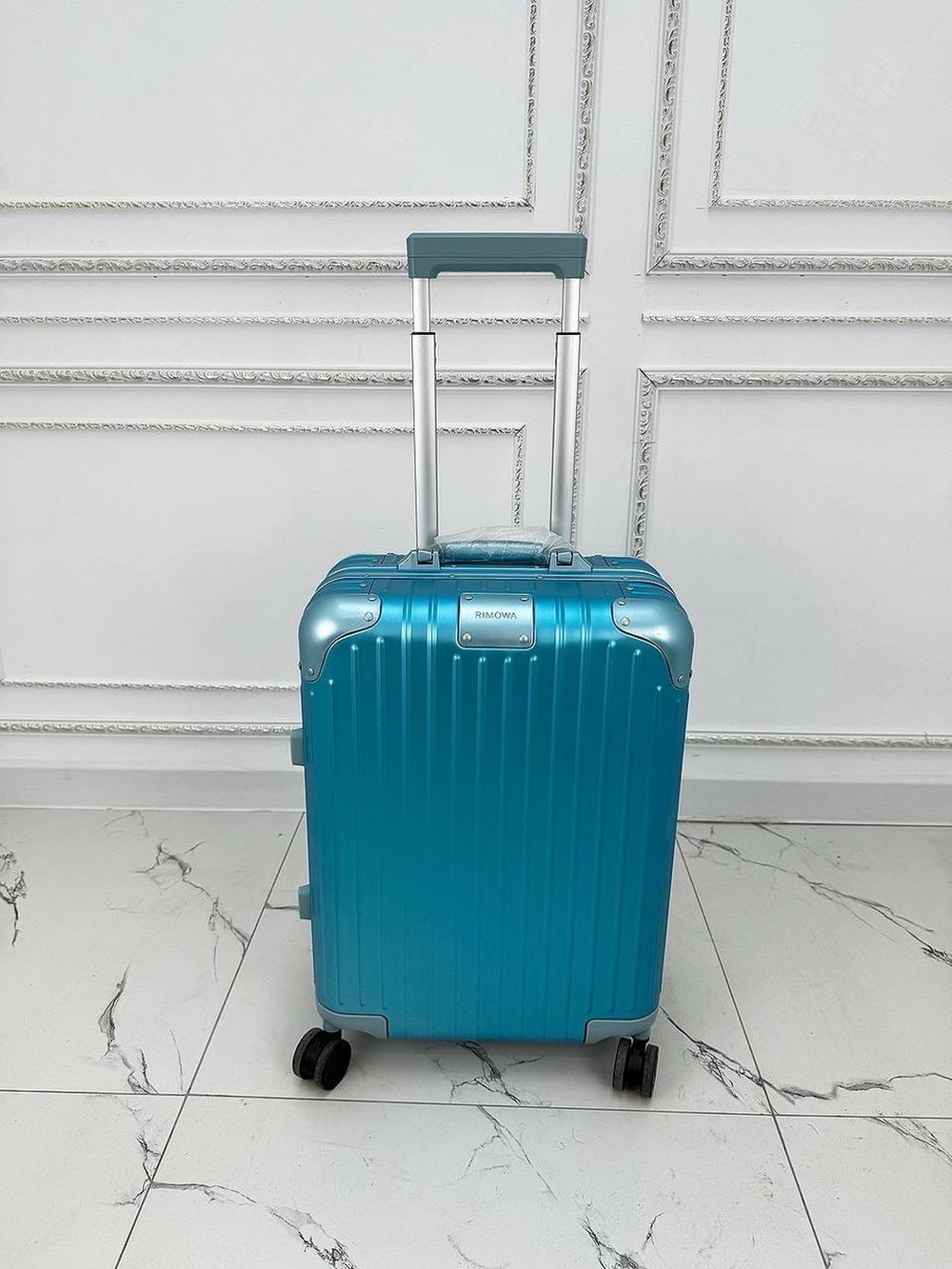 Дорожный чемодан Rimowa