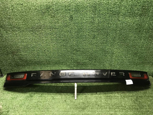Фонарь крышки багажника Range Rover Velar (17-23)