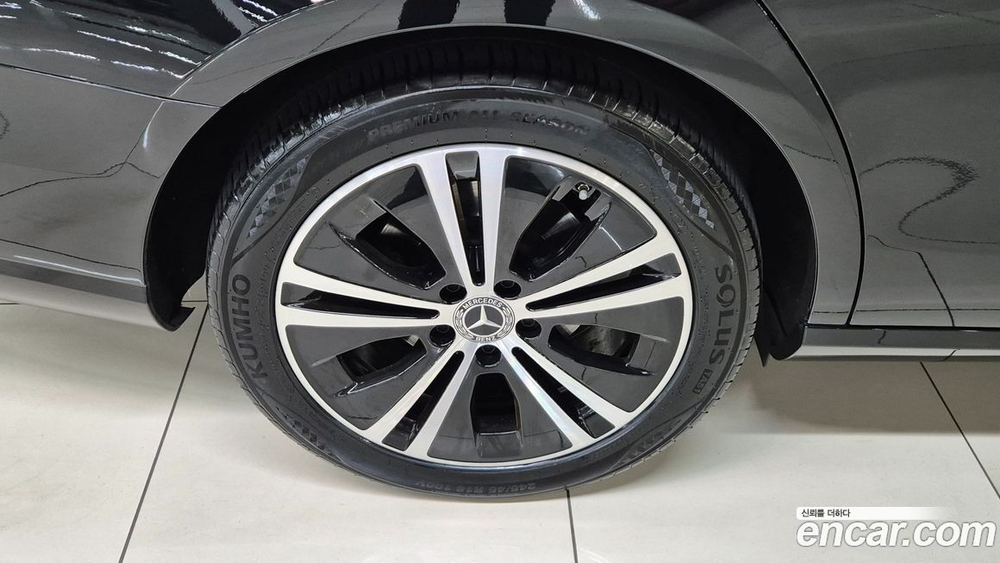 Mercedes-Benz E-Class W213 E250 Avangarde (11.2020)