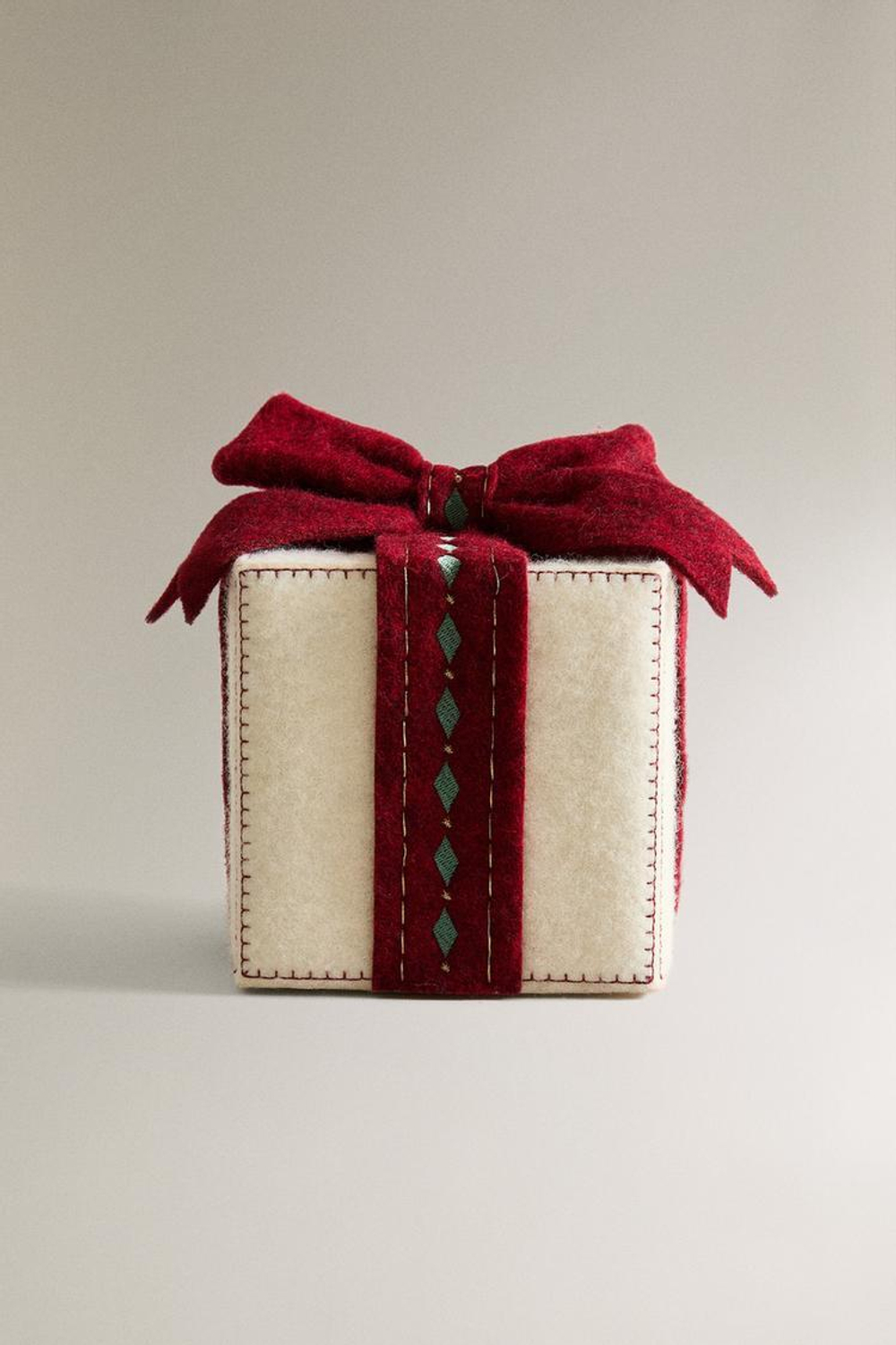 ZARA HOME СРЕДНИЙ СВЕТЯЩИЙСЯ НАПОЛЬНЫЙ РОЖДЕСТВЕНСКИЙ ПОДАРОК, ЖЕЛТОВАТО-БЕЛЫЙ